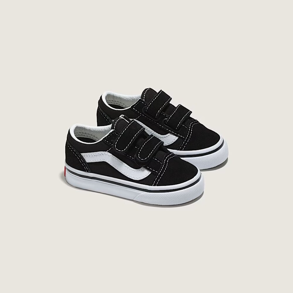 Vans Old Skool V Shoe (Toddler Size 2)